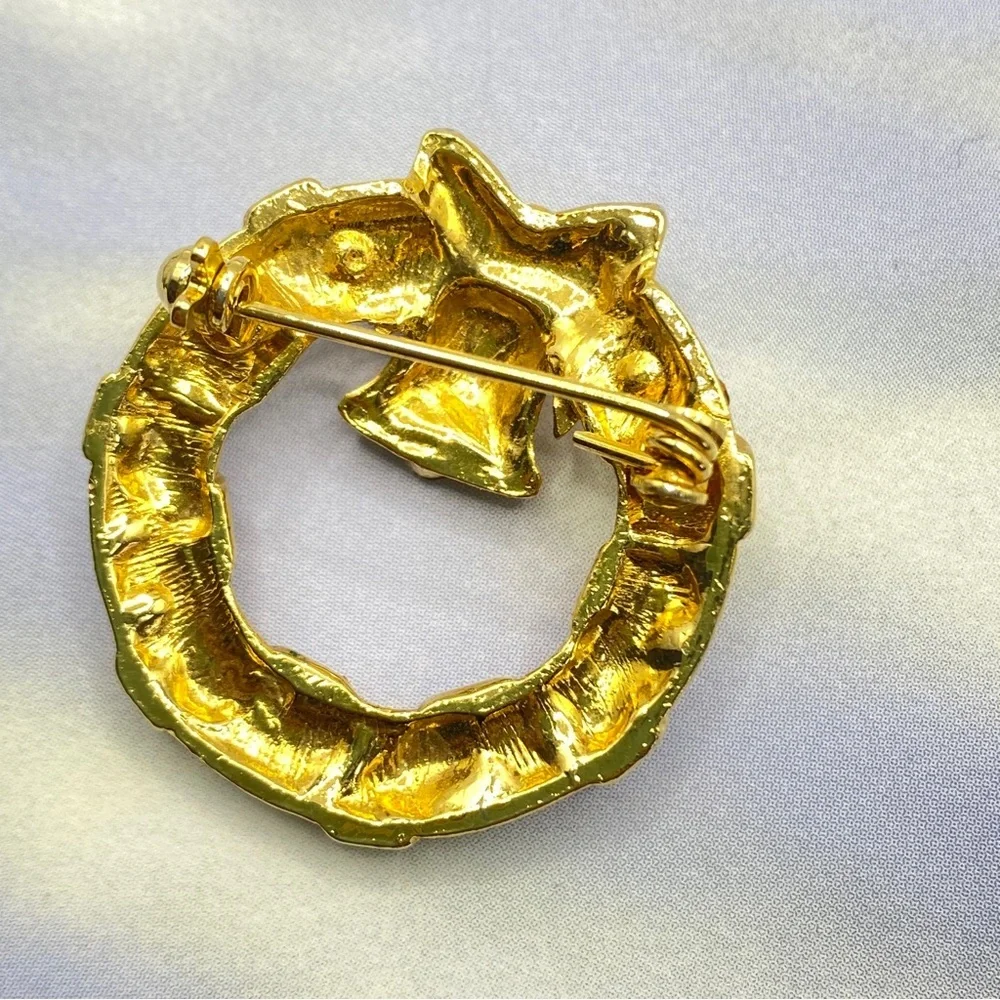 Goldtone Christmas Wreath Red & Blue Rhinestone Brooch